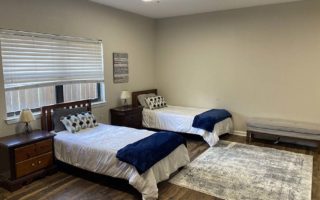 Room with 2 beds