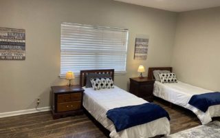 Room with 2 beds
