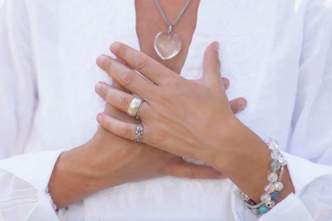 reasons to choose holistic treatment